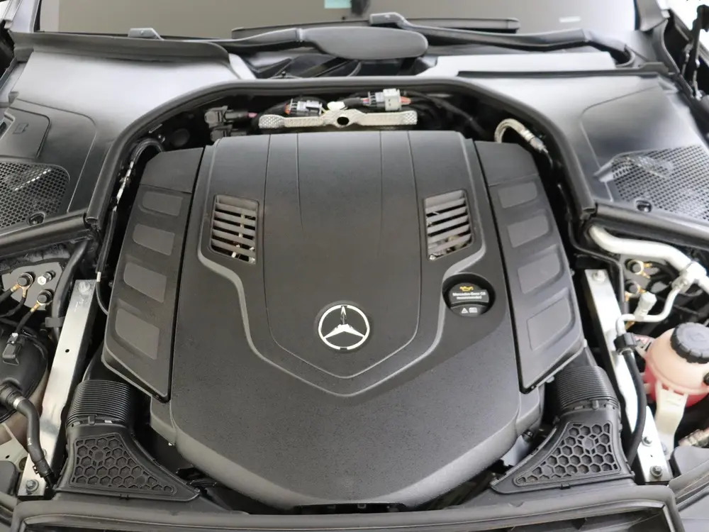 Mercedes-Benz S-Klasse 580 4MATIC Lang AMG Line V8 uit 2022, foto 3