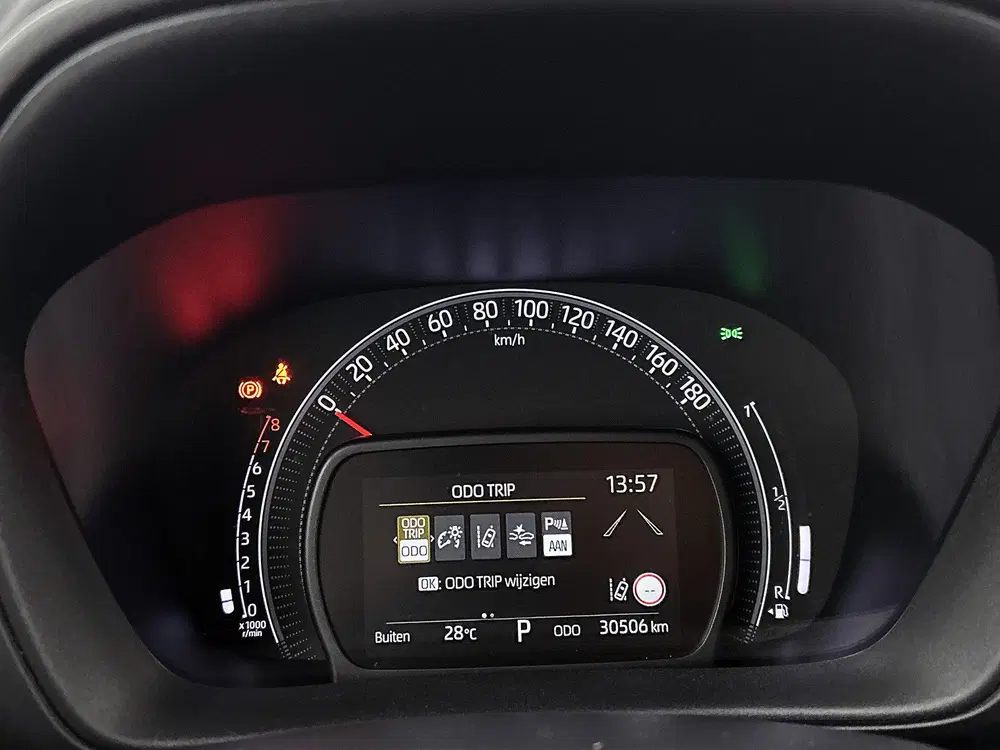 Toyota Aygo X 1.0 VVT-i S-CVT Pulse + uit 2025, foto 5