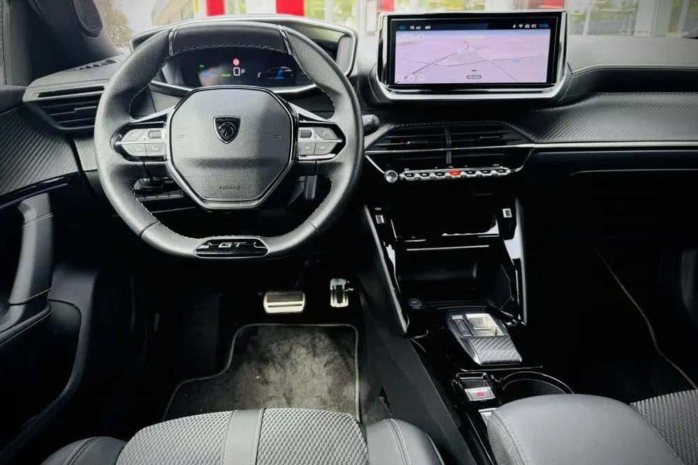Peugeot 2008 EV GT Pack uit 2025, foto 20
