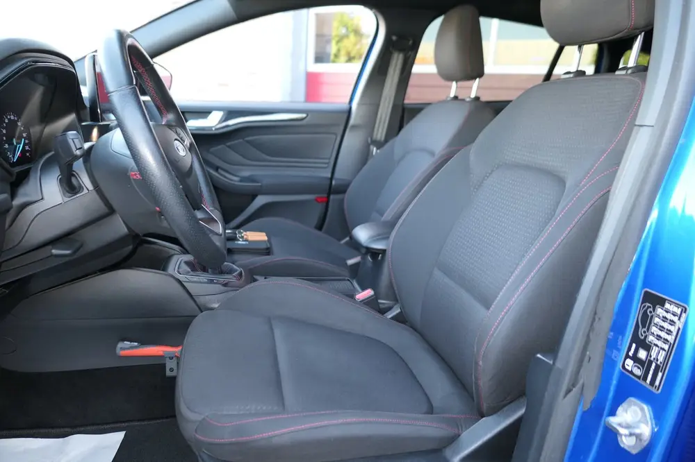 Ford Focus Wagon 1.0 EcoBoost ST Line Business, Zeer mooi! uit 2019, foto 9