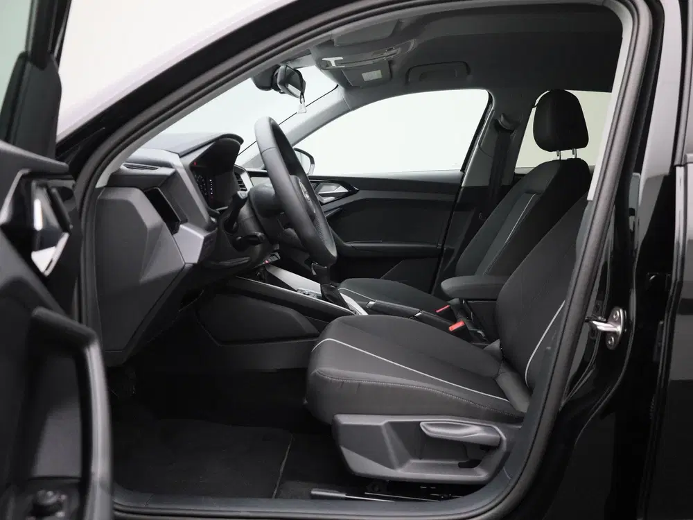 Audi A1 30 TFSI Advanced edition l Cruise control uit 2025, foto 11