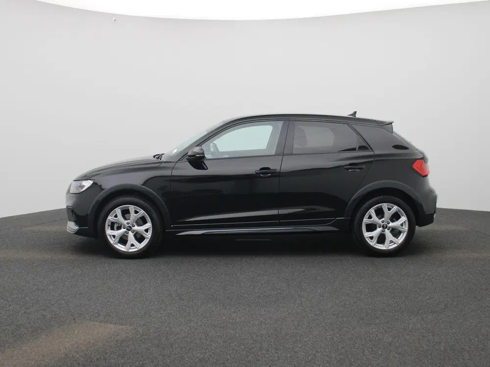 Audi A1 30 TFSI Advanced edition l Cruise control uit 2025, foto 4