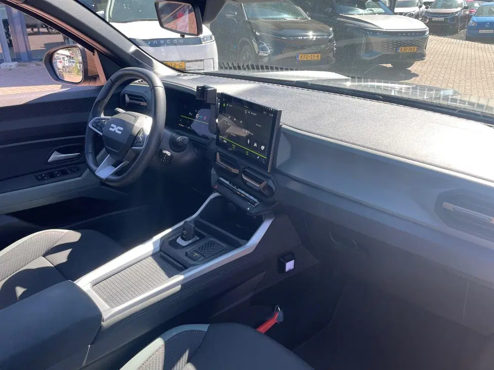 Dacia Bigster 1.8 Hybrid 155 Extreme *Automaat*Navi+360C uit 2025, foto 14