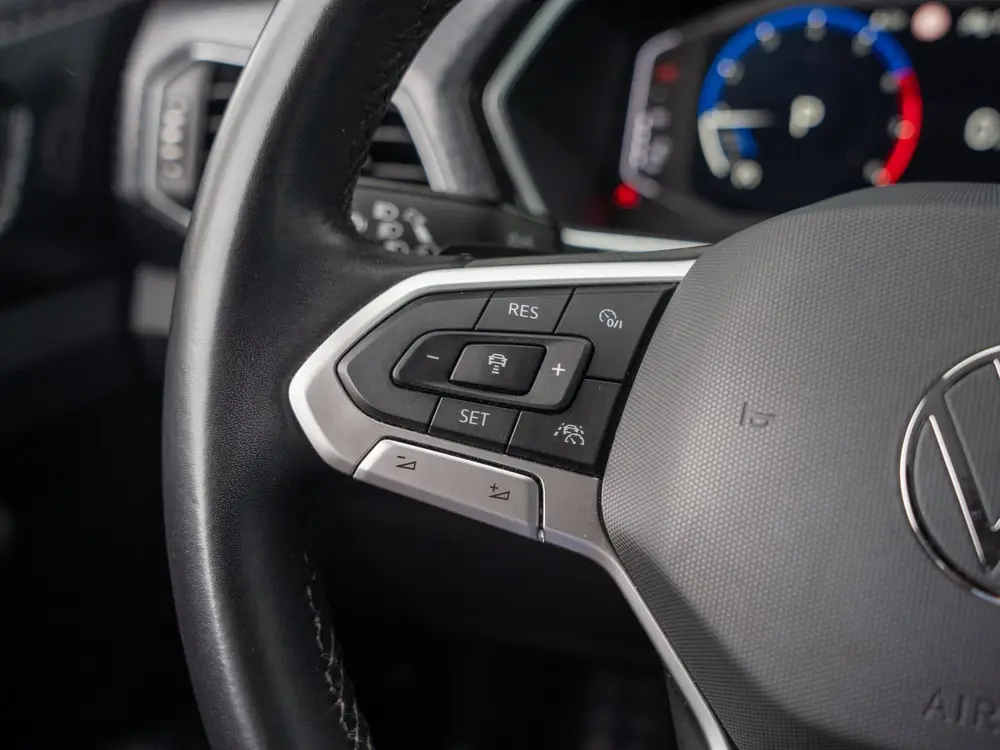 Volkswagen T-Cross 1.0 TSI Style 115pk Automaat | Cockpit | uit 2022, foto 10