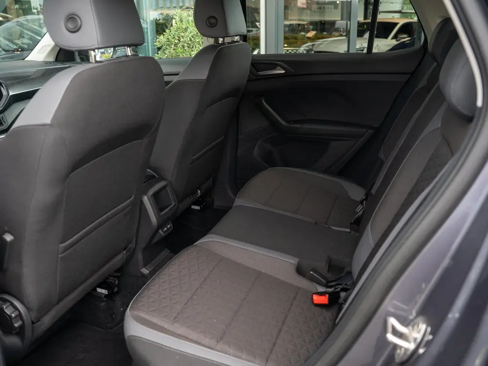 Volkswagen T-Cross 1.0 TSI Style 115pk Automaat | Cockpit | uit 2022, foto 20