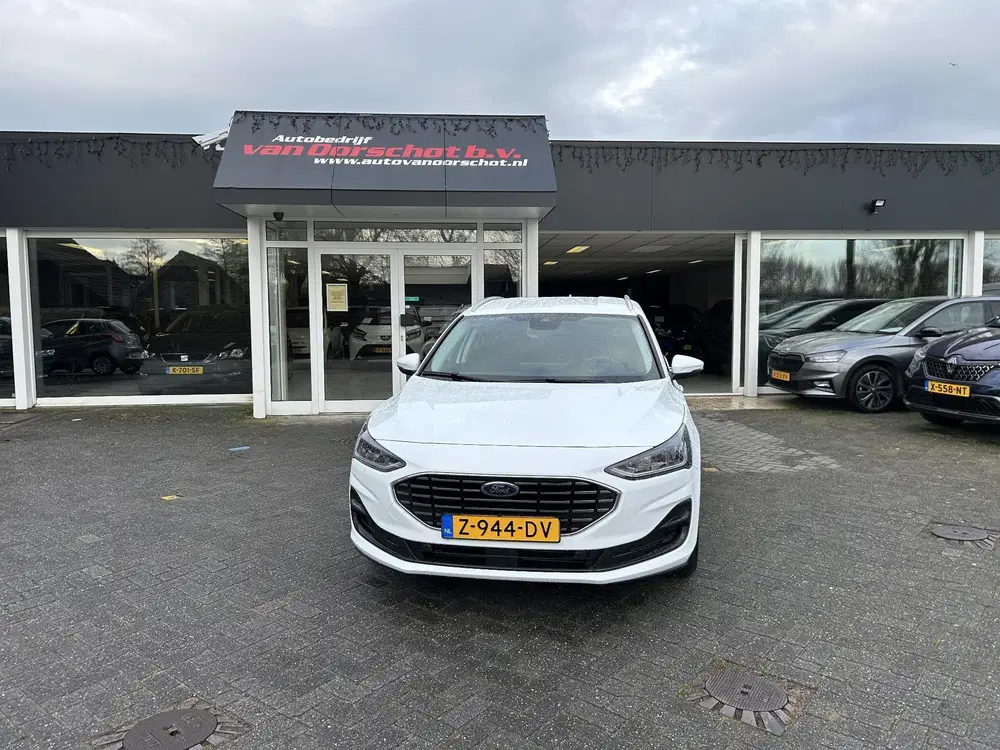 Ford Focus 1.0 EcoBoost Hybrid Titanium uit 2024, foto 4