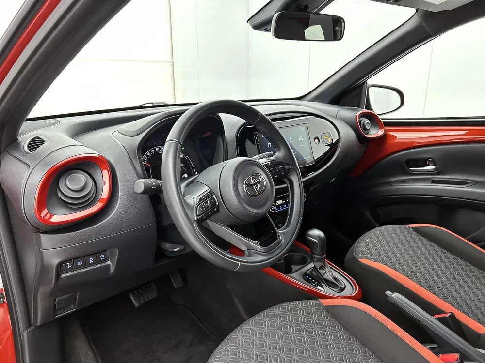 Toyota Aygo X 1.0 VVT-i S-CVT Pulse + uit 2025, foto 17