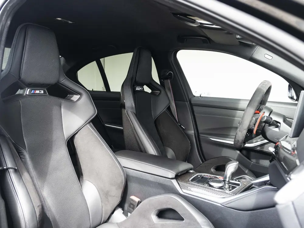 BMW M3 Sedan uit 2025, foto 4