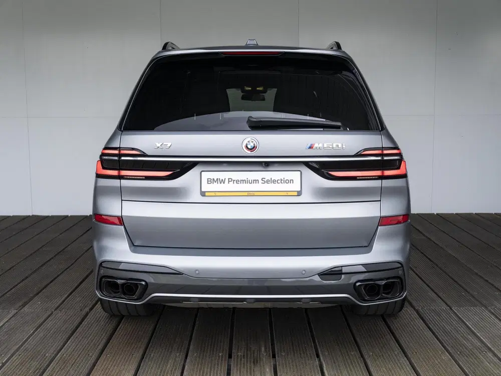 BMW X7 M60i xDrive uit 2023, foto 8