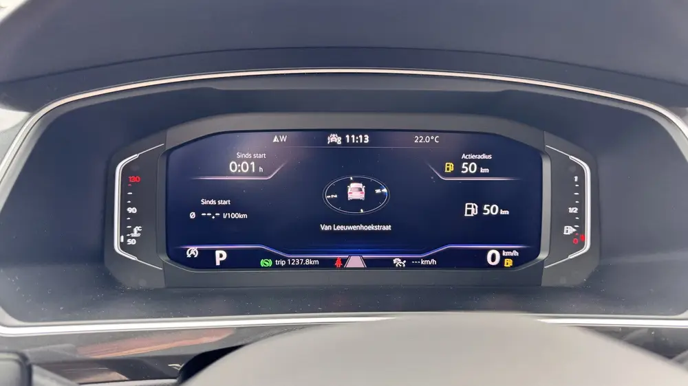 Volkswagen Tiguan 1.5 TSI R-Line Business+ DSG Panoramadak | uit 2021, foto 18