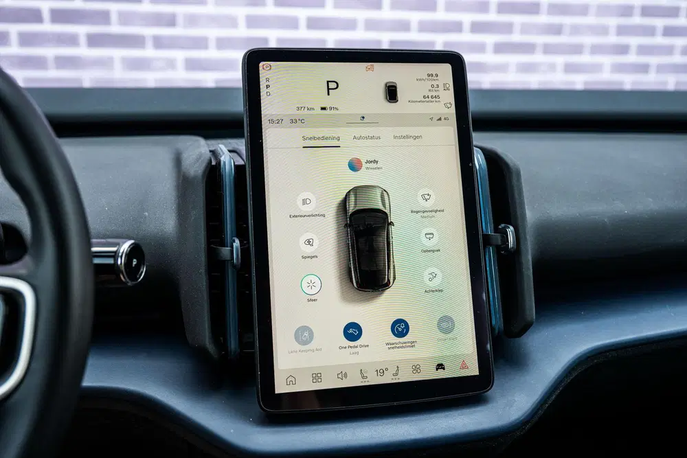 Volvo EX30 Single Motor Extended Range Plus 69 kWh uit 2024, foto 20