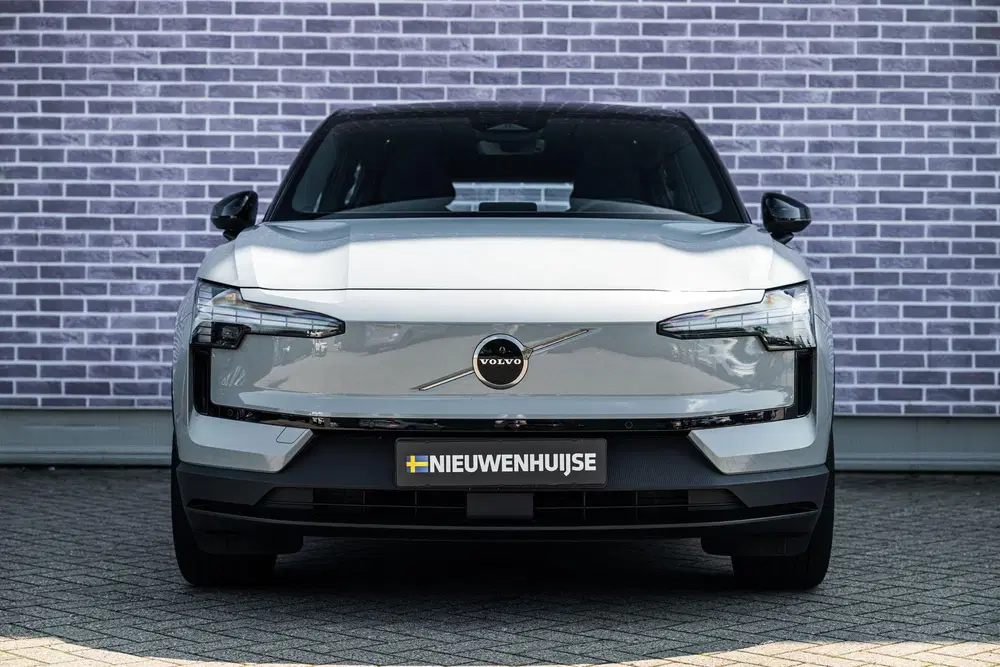 Volvo EX30 Single Motor Extended Range Plus 69 kWh uit 2024, foto 8