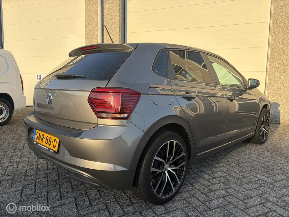 Volkswagen Polo 1.0 MPI Comfortline uit 2019, foto 5