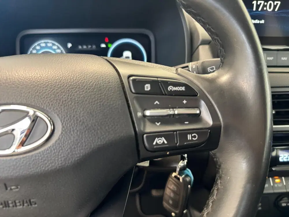 Hyundai KONA 1.6 HYBRID uit 2023, foto 13
