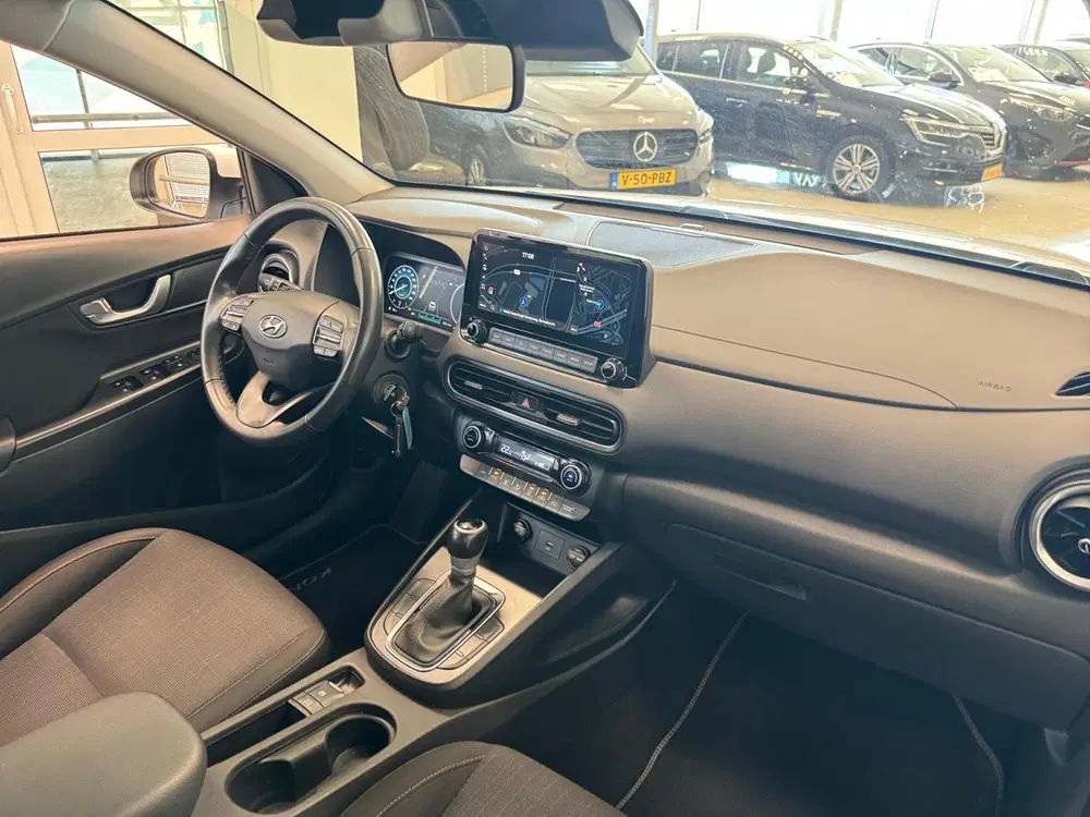 Hyundai KONA 1.6 HYBRID uit 2023, foto 9