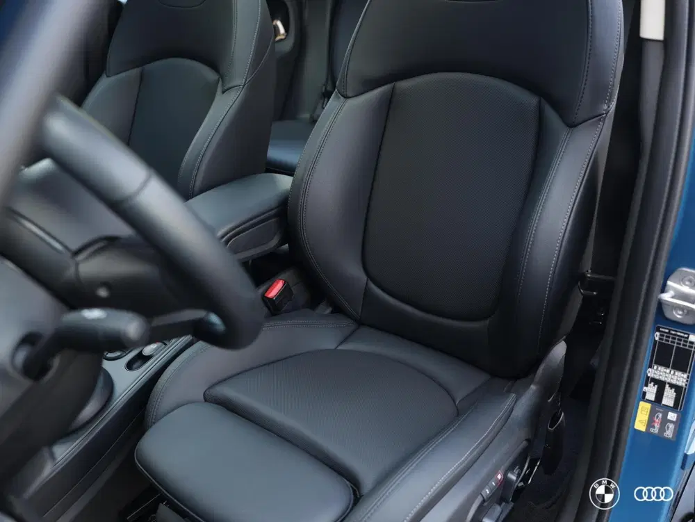 Mini Countryman COOPER SE ALL4 uit 2022, foto 7