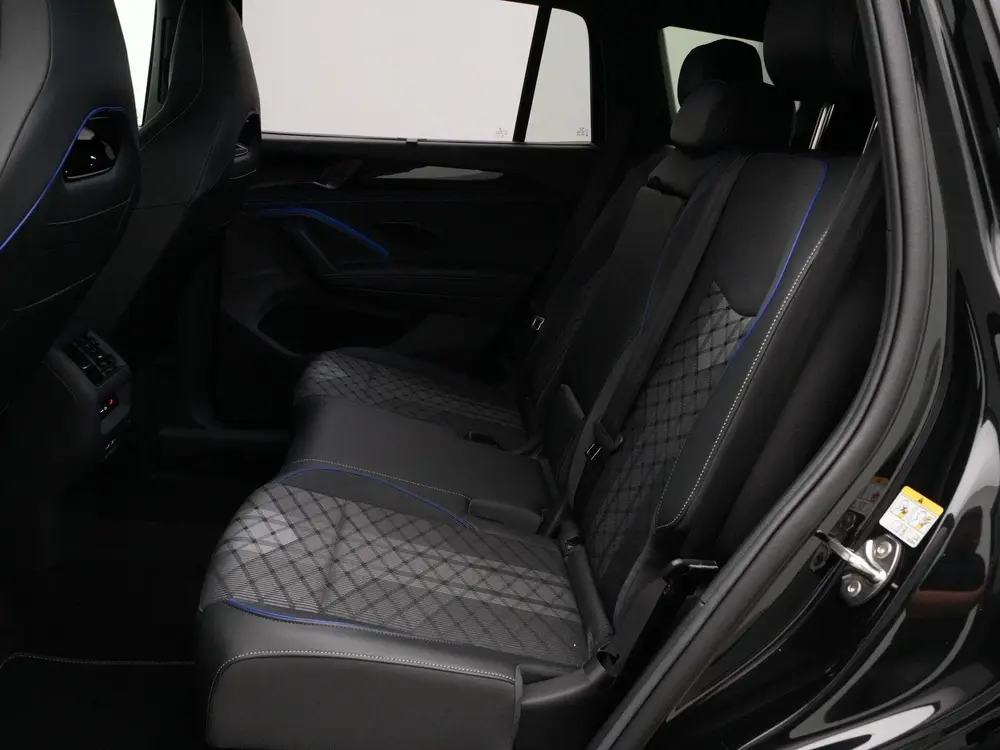 Volkswagen Tayron R-Line 1.5 eHybrid 272 PK | LED Matrix IQ uit 2025, foto 12