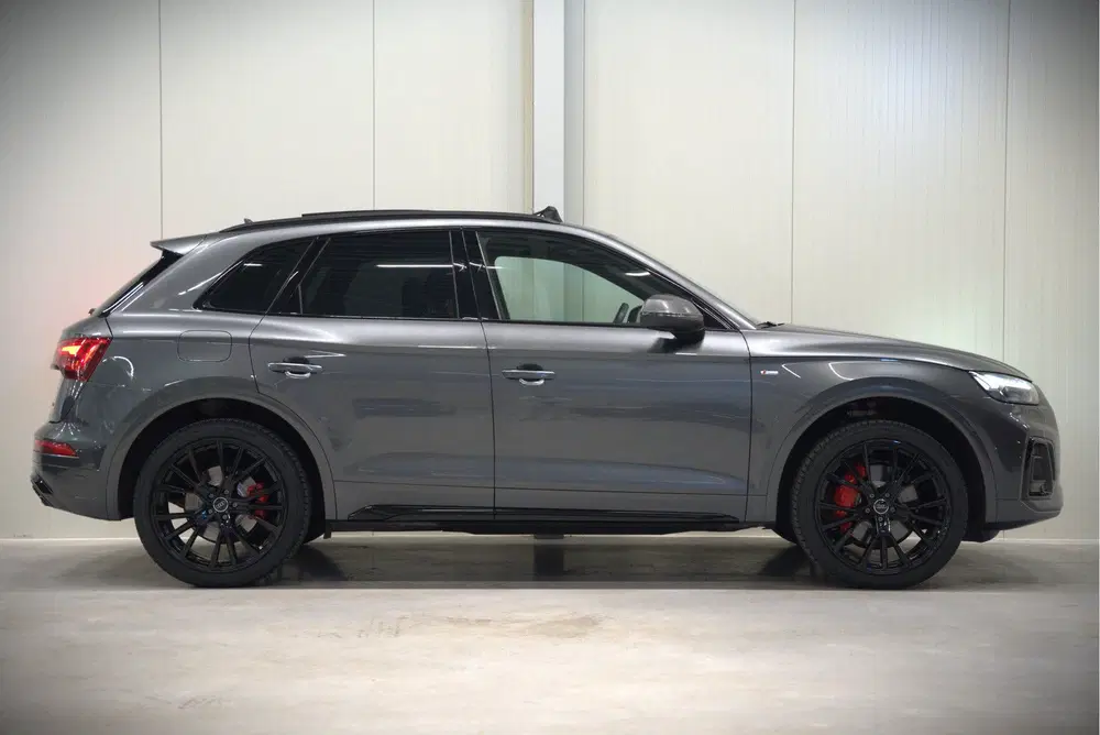 Audi Q5 50 TFSI e S edition S-Line uit 2021, foto 10