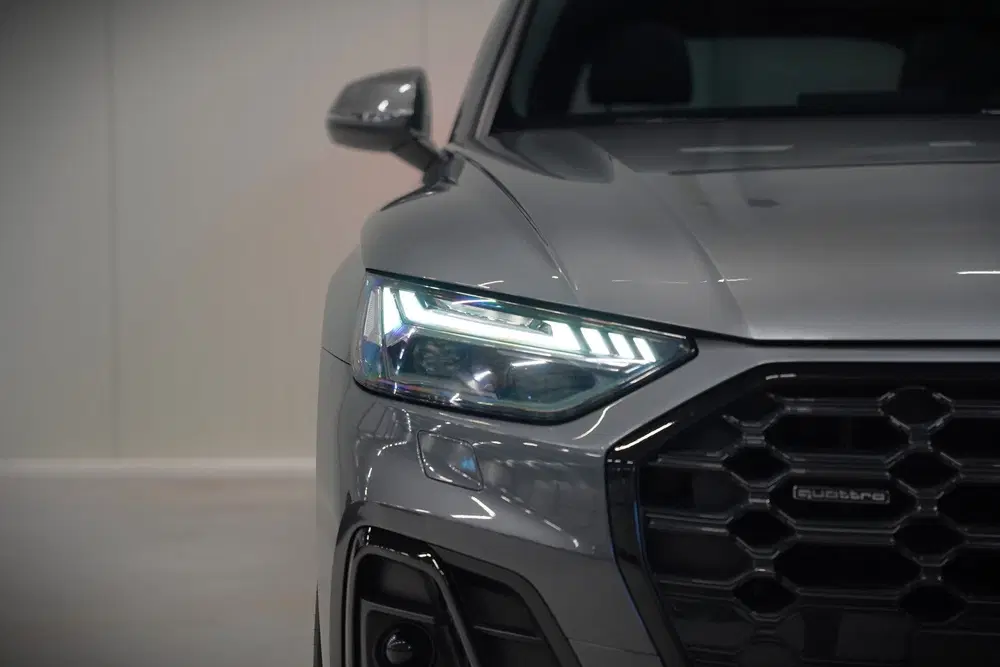 Audi Q5 50 TFSI e S edition S-Line uit 2021, foto 13