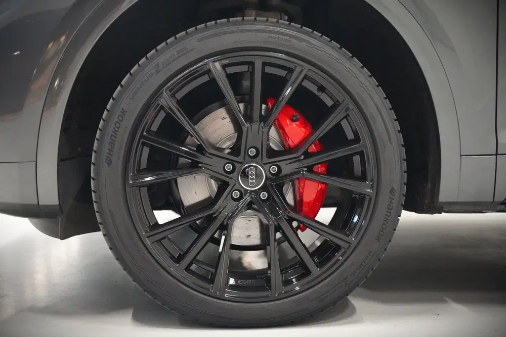 Audi Q5 50 TFSI e S edition S-Line uit 2021, foto 18