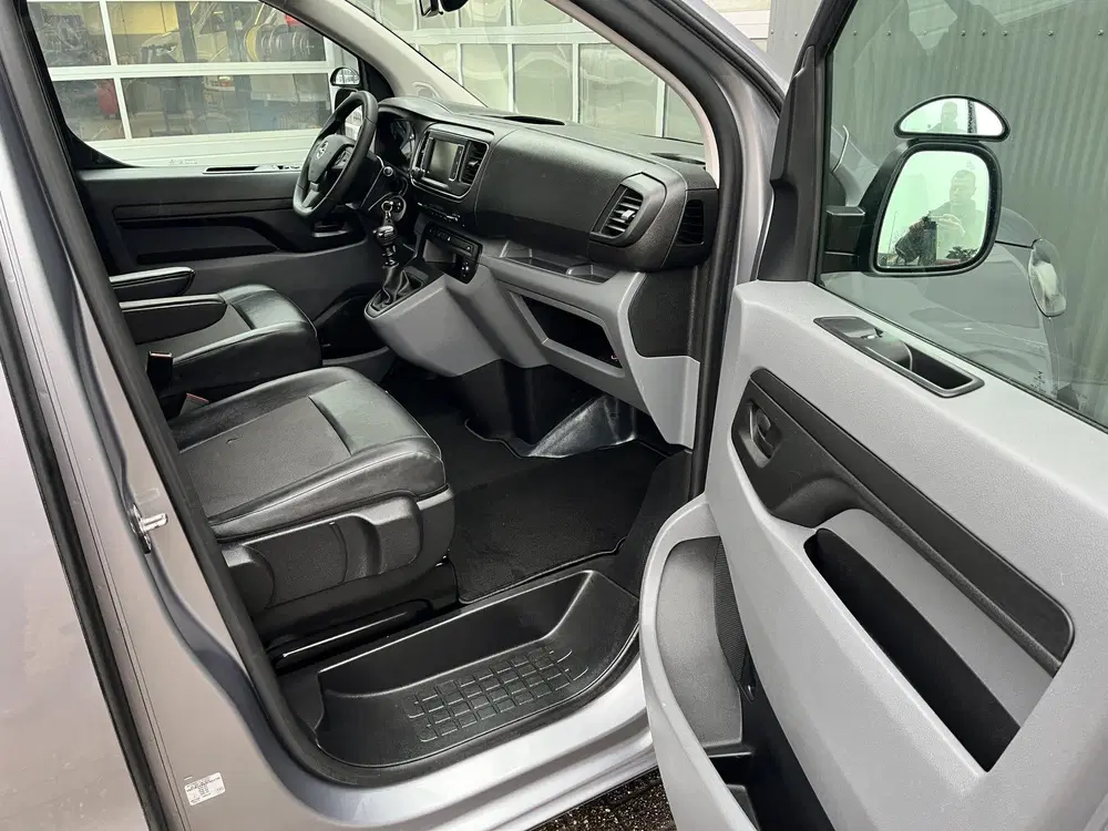 Opel Vivaro 1.5 CDTI L2H1 Marge BTW en BPM vrij Airco uit 2020, foto 8