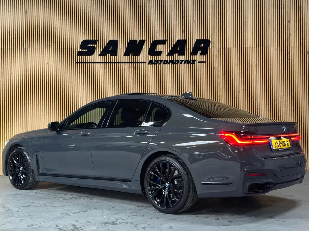 BMW 7-serie 745e High Executive uit 2020, foto 3