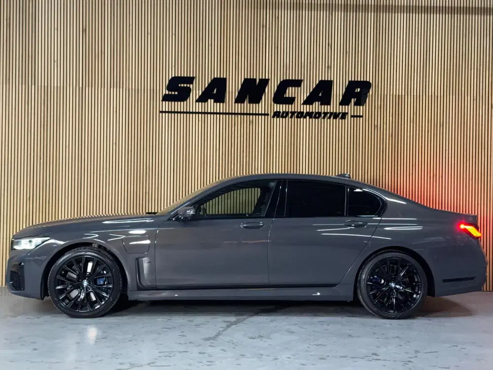 BMW 7-serie 745e High Executive uit 2020, foto 4