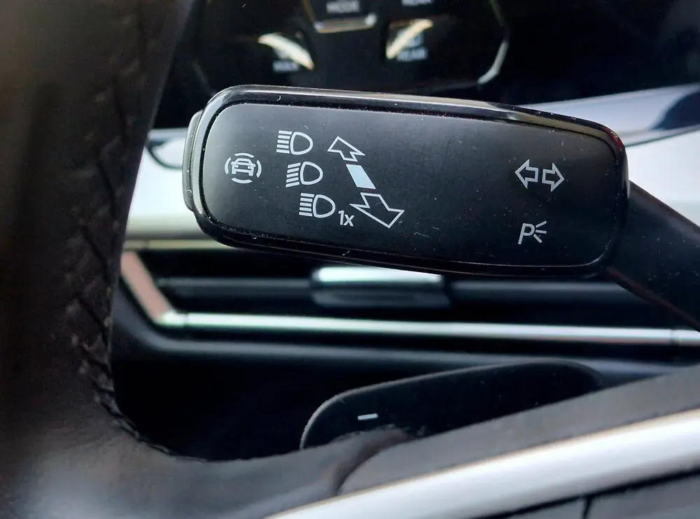 Volkswagen GOLF 1.0 eTSI Life Business / Carplay / Stoelverw uit 2022, foto 17