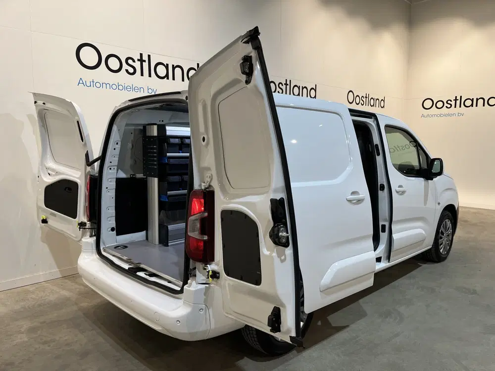 Peugeot Partner 1.5 BlueHDI 130 PK L2 Automaat Servicebus uit 2020, foto 2