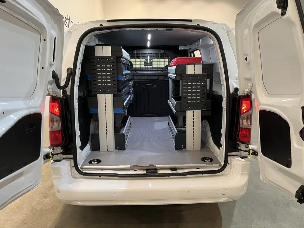 Peugeot Partner 1.5 BlueHDI 130 PK L2 Automaat Servicebus uit 2020, foto 4
