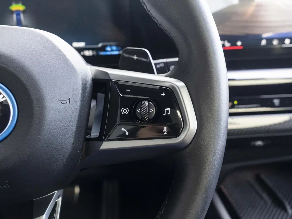 BMW 5-serie Touring 530e uit 2025, foto 18