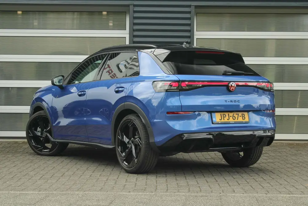 Volkswagen T-Roc 1.5 eTSI 150pk DSG R-Line First Edition | H uit 2025, foto 10