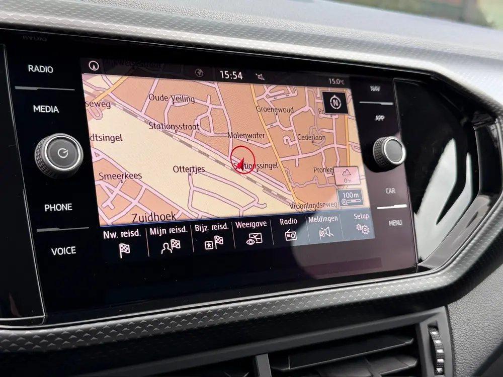 Volkswagen T-Cross 1.0 TSI Life | Trekhaak | Navi | Adap. Cr uit 2019, foto 16