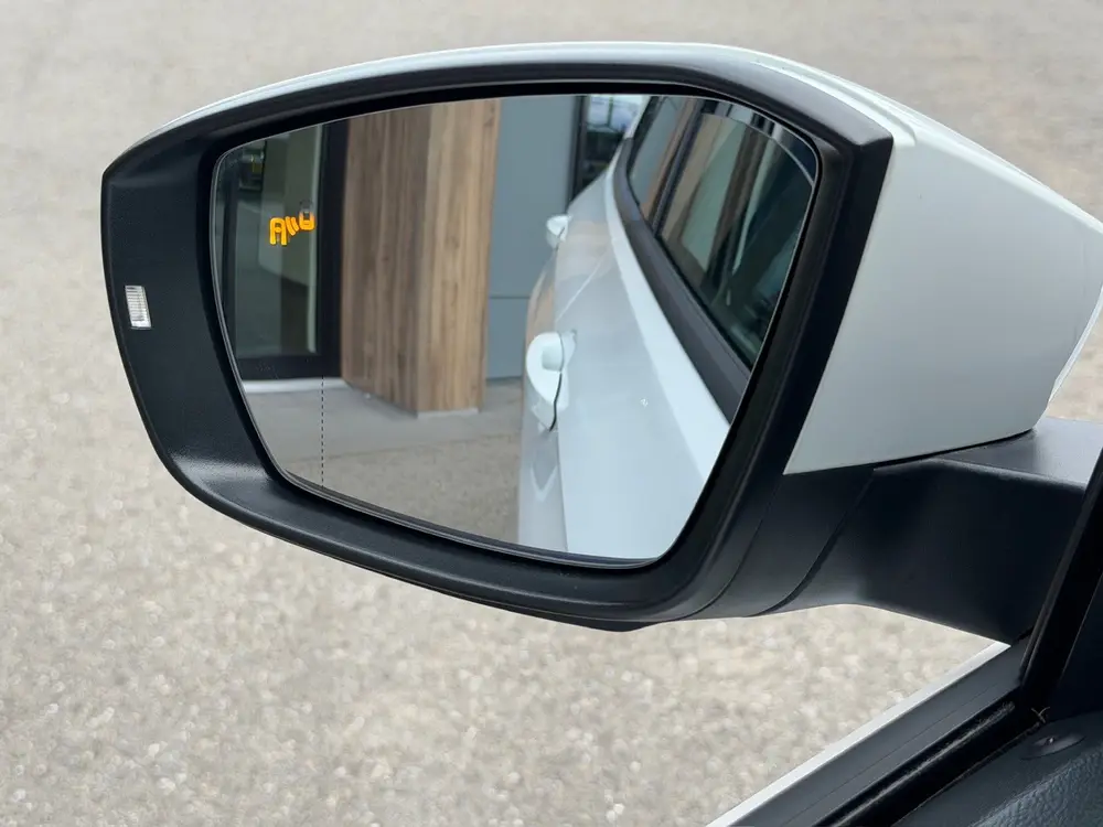 Volkswagen T-Cross 1.0 TSI Life | Trekhaak | Navi | Adap. Cr uit 2019, foto 7