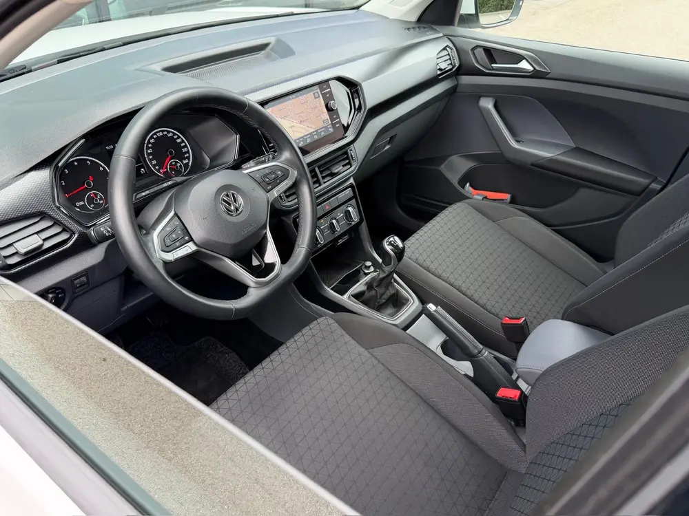 Volkswagen T-Cross 1.0 TSI Life | Trekhaak | Navi | Adap. Cr uit 2019, foto 8