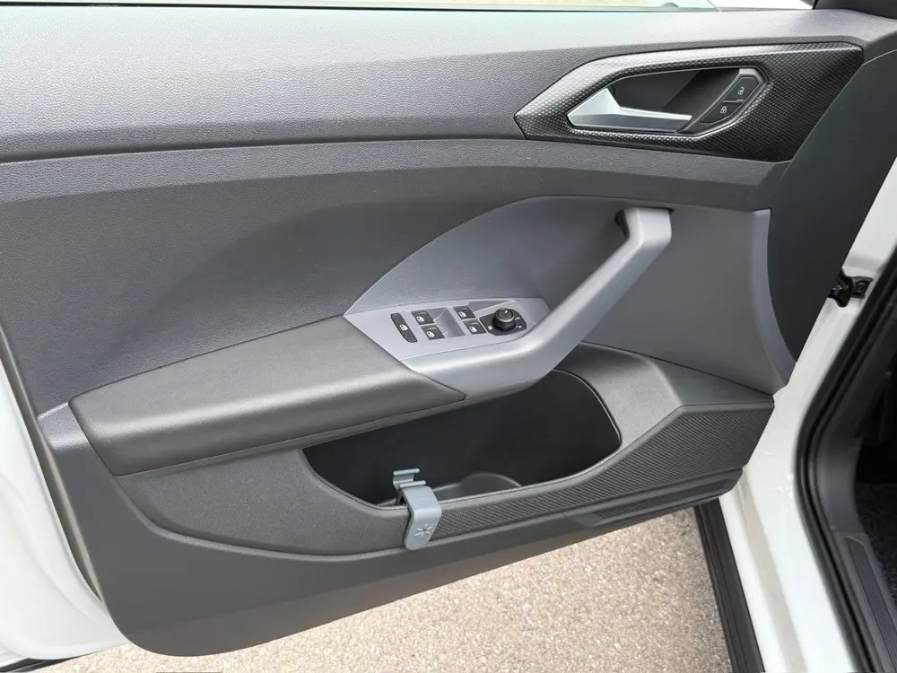 Volkswagen T-Cross 1.0 TSI Life | Trekhaak | Navi | Adap. Cr uit 2019, foto 9
