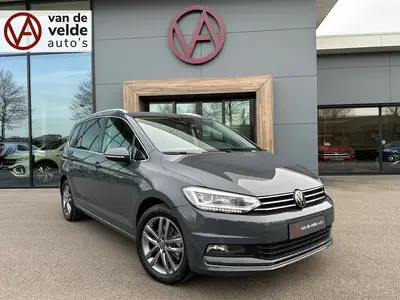 Volkswagen Touran 1.5 TSI 150pk DSG Highline 7-persoons | Do uit 2024