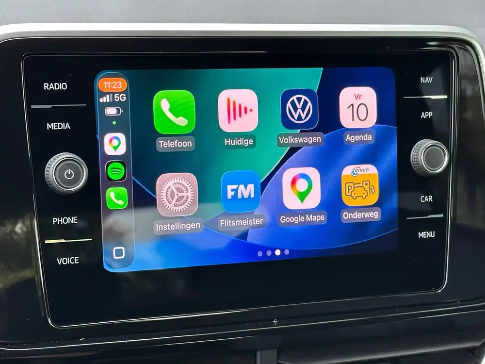 Volkswagen T-Roc 1.5 TSI 150pk DSG R-Line | Camera | Keyless uit 2024, foto 20