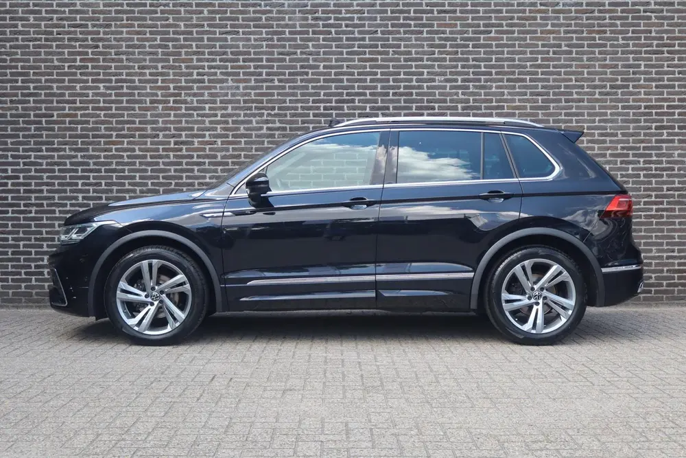 Volkswagen Tiguan 1.5 TSI 150pk DSG R-Line Business+ | Panor uit 2022, foto 13