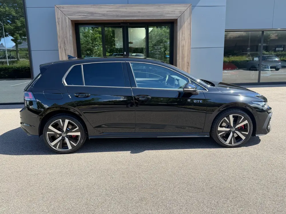 Volkswagen Golf 1.5 eHybrid GTE 272pk | Trekhaak | Led mistl uit 2025, foto 2