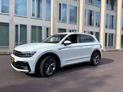 Volkswagen Tiguan 1.5 TSI ACT 150pk DSG 2020 Wit uit 2020