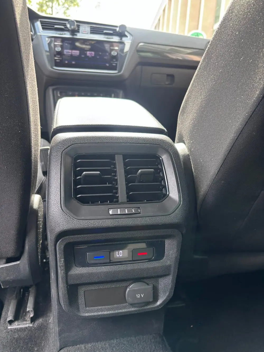 Volkswagen Tiguan 1.5 TSI ACT 150pk DSG 2020 Wit uit 2020, foto 14