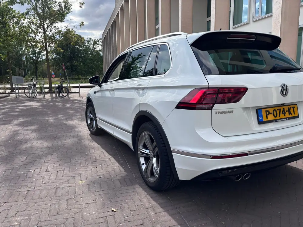 Volkswagen Tiguan 1.5 TSI ACT 150pk DSG 2020 Wit uit 2020, foto 3