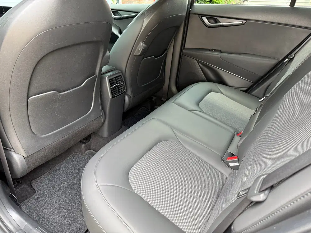 Kia Niro 1.6 GDi Hybrid DynamicPlusLine uit 2023, foto 14