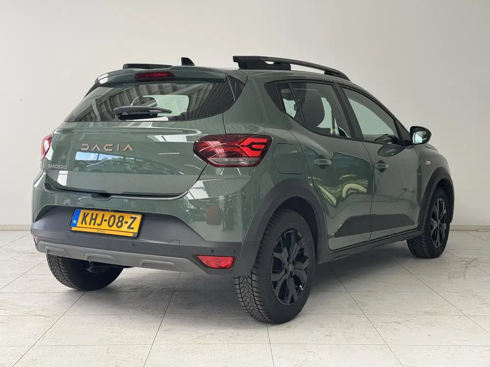 Dacia Sandero 1.0 TCe 90 Extreme uit 2023, foto 2