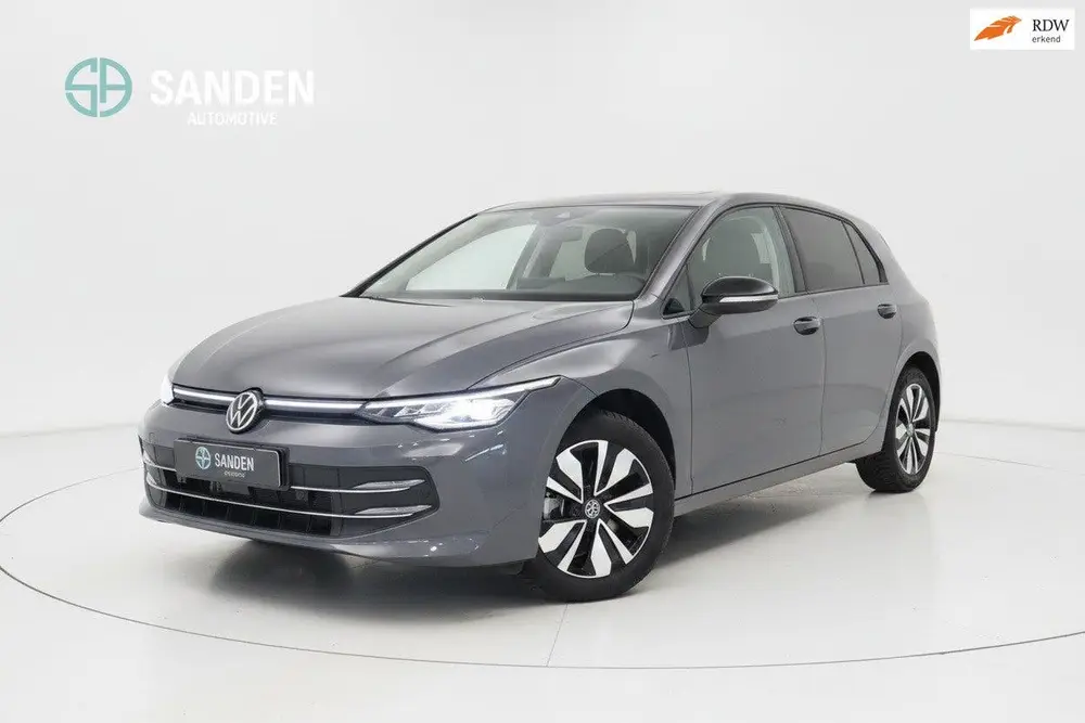 Volkswagen Golf 1.5 TSI Life Edition|115 pk|LED|Navigatie|Ca uit 2025