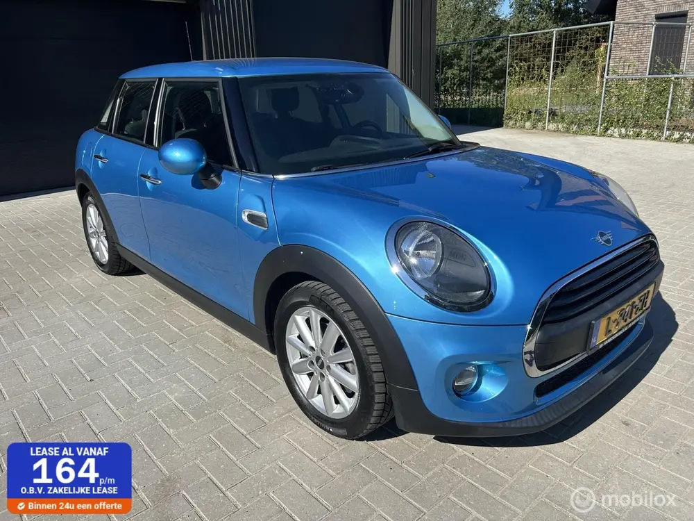 Mini 5-Deurs 1.5 One Chili Stoelver Carplay Keyless uit 2019