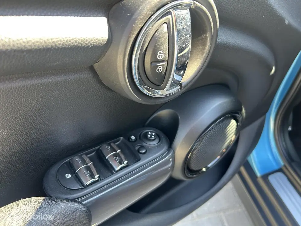 Mini 5-Deurs 1.5 One Chili Stoelver Carplay Keyless uit 2019, foto 11