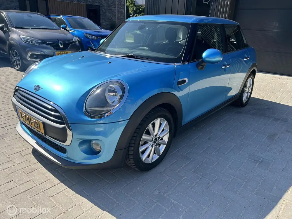 Mini 5-Deurs 1.5 One Chili Stoelver Carplay Keyless uit 2019, foto 2