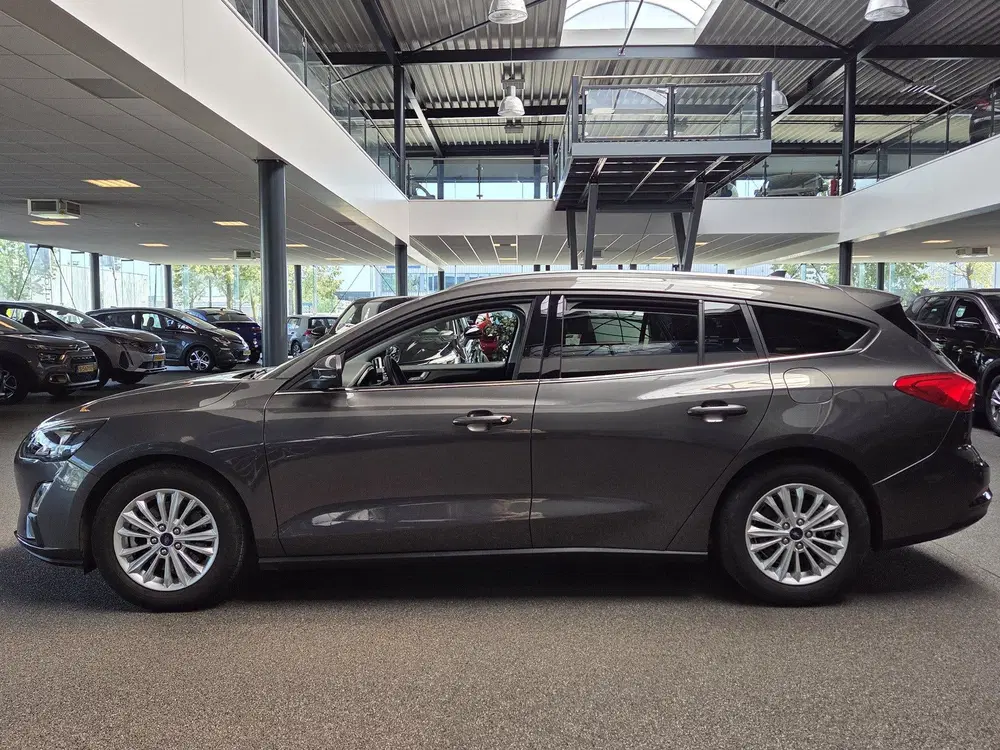 Ford Focus 1.0 EcoBoost Titanium X Business uit 2021, foto 2